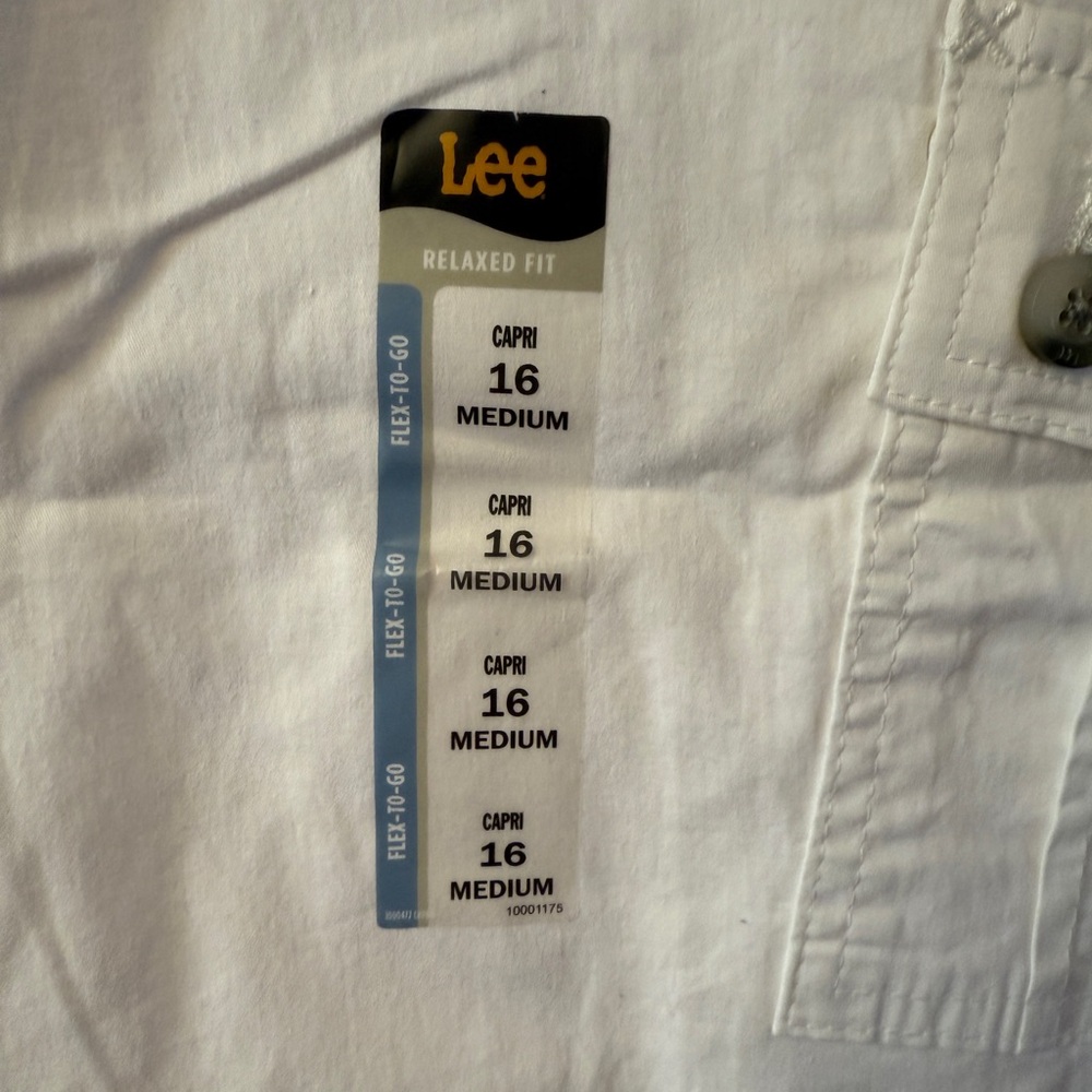 Lee Flex-To-Go White Capris - Picture 4 of 5